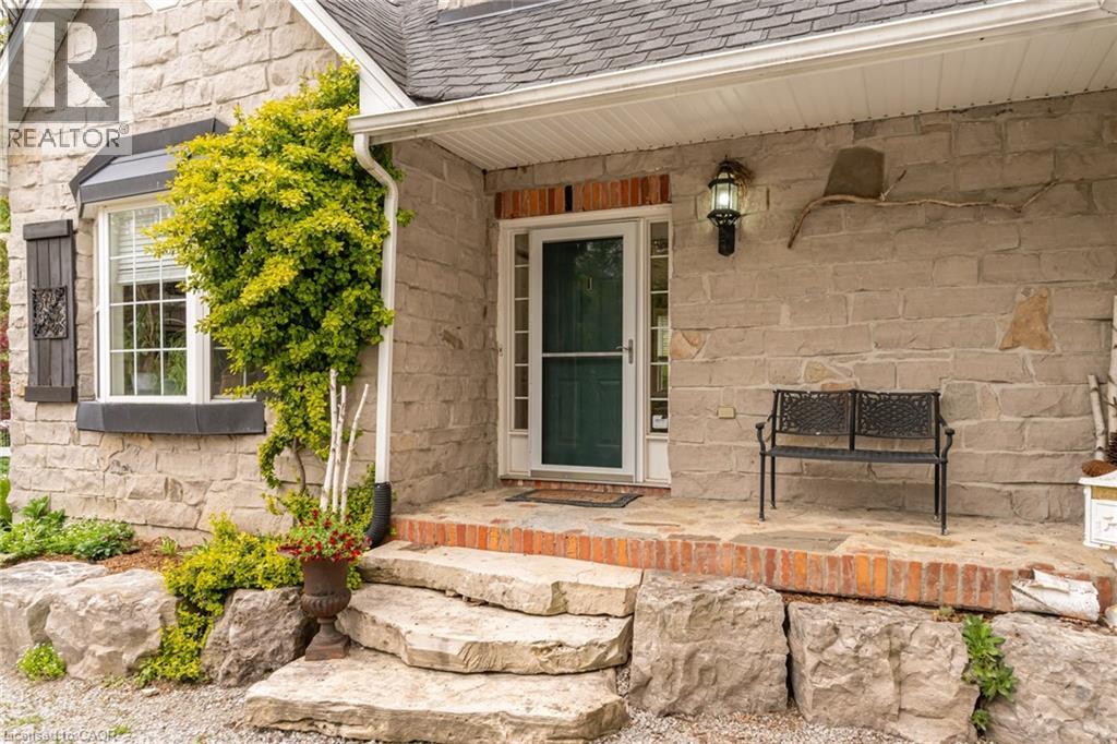 1097 Mineral Springs Road, Ancaster, Ontario  L9H 5E3 - Photo 6 - 40830726