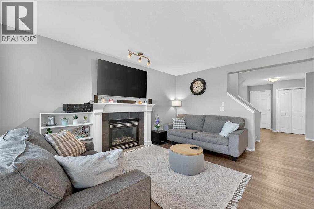 201 Saddlecrest Way Ne, Calgary, Alberta  T3J 5N1 - Photo 5 - A2286442