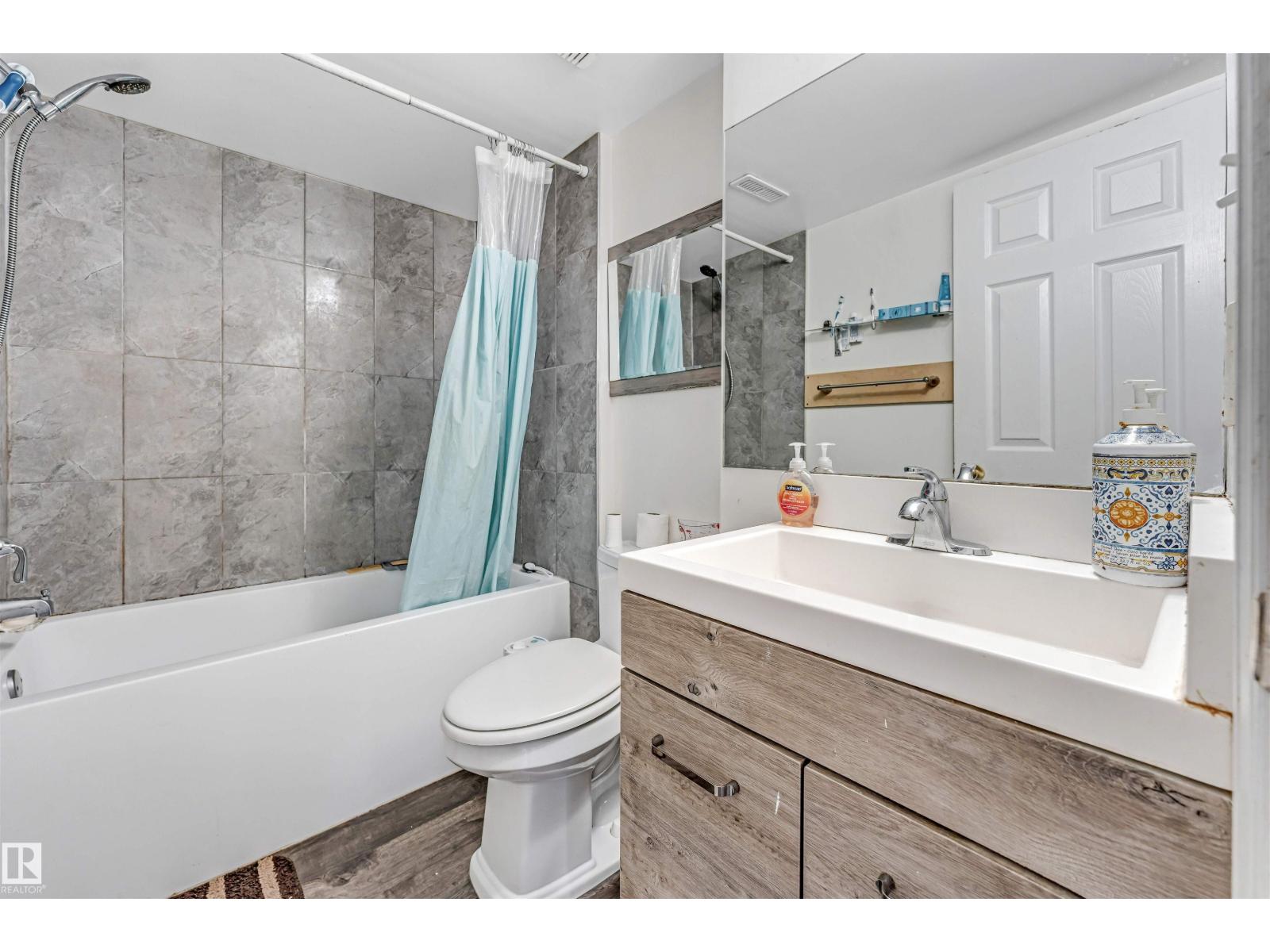 1529 49a St Nw Nw, Edmonton, Alberta  T6L 6Y6 - Photo 18 - E4488011