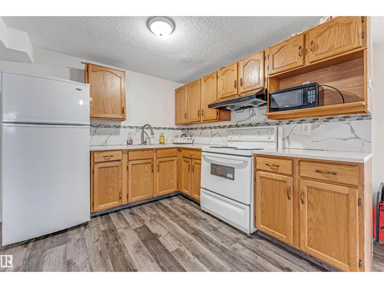 1529 49a St Nw Nw, Edmonton, Alberta  T6L 6Y6 - Photo 39 - E4488011