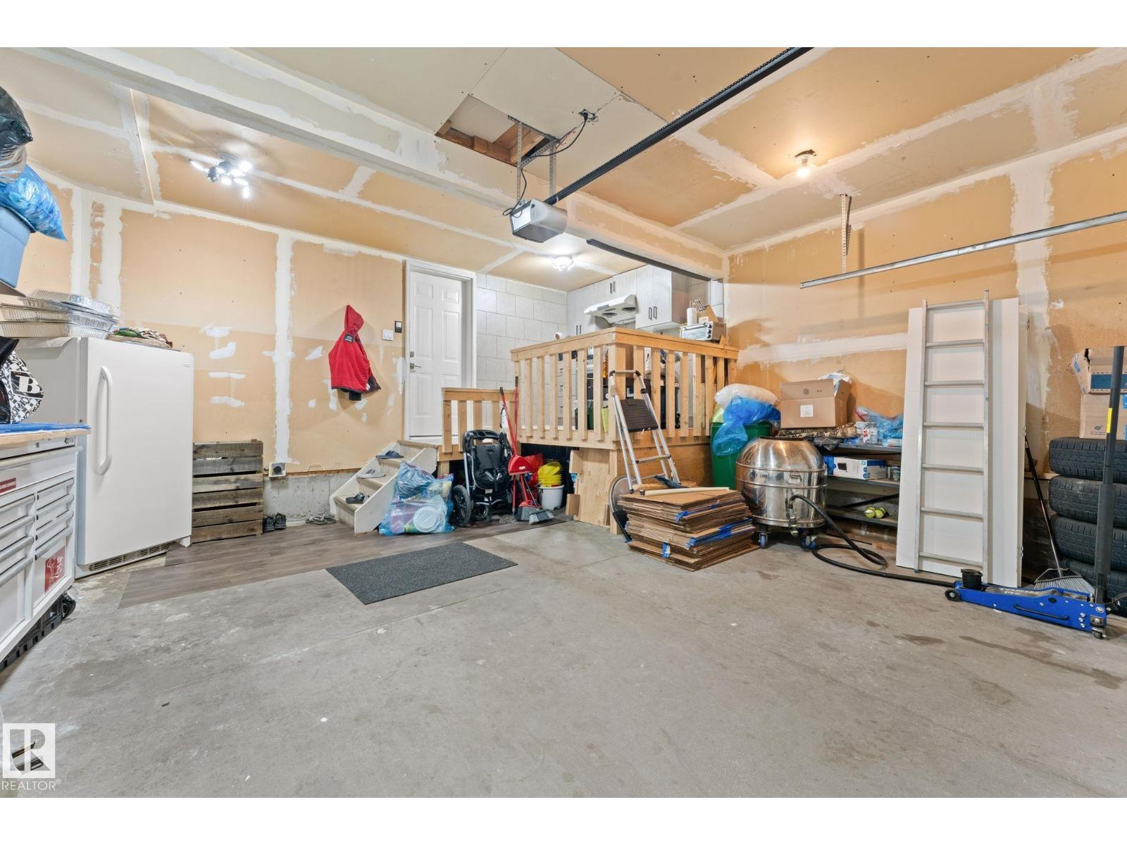 2124 35a Av Nw, Edmonton, Alberta  T6T 1W3 - Photo 11 - E4488013