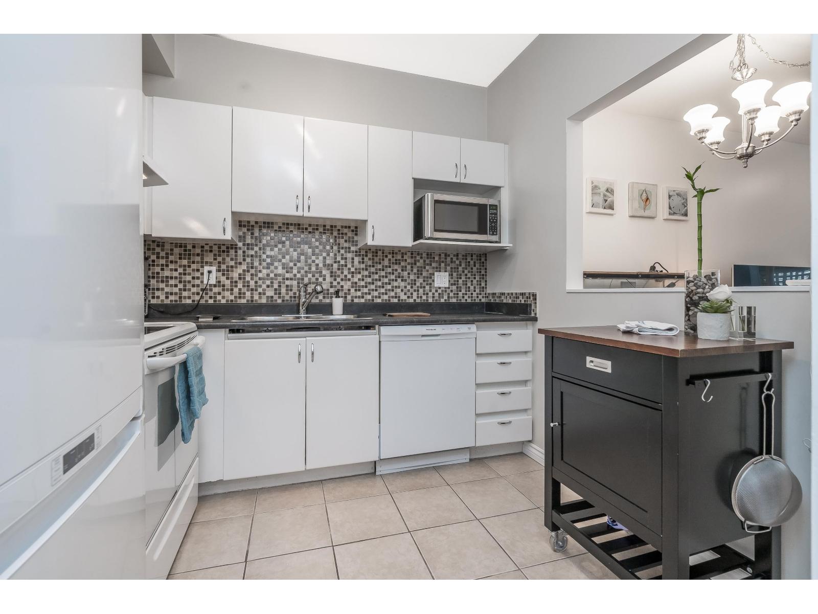 104 10668 138 Street, Surrey, British Columbia  V3T 5T2 - Photo 7 - R3123804