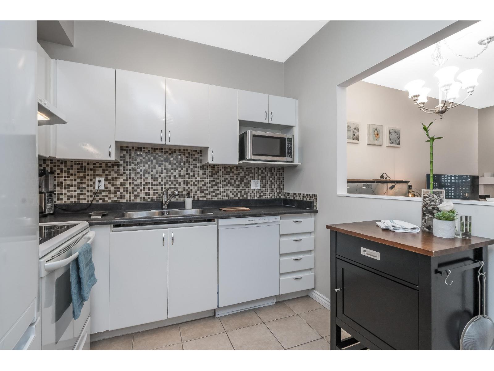 104 10668 138 Street, Surrey, British Columbia  V3T 5T2 - Photo 9 - R3123804