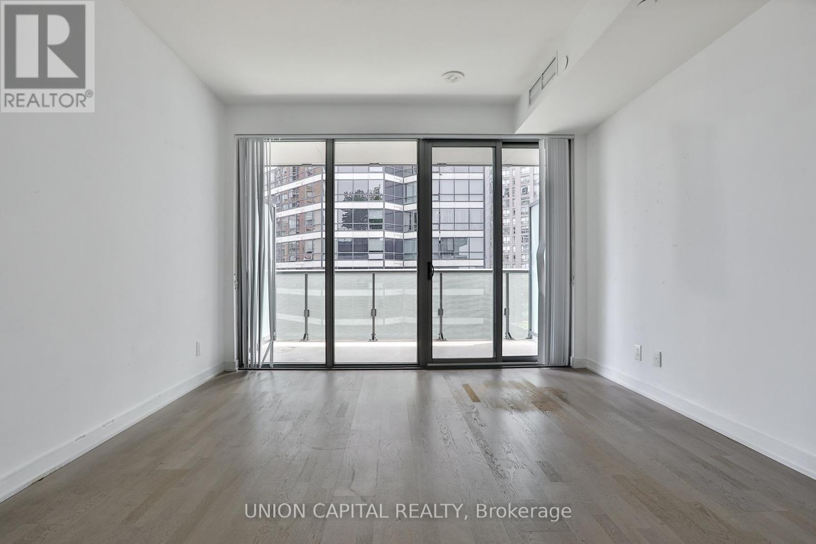 1307 - 57 St Joseph Street, Toronto, Ontario  M5S 0C5 - Photo 7 - C13134478