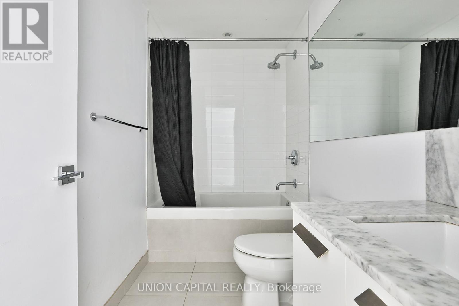 1307 - 57 St Joseph Street, Toronto, Ontario  M5S 0C5 - Photo 9 - C13134478