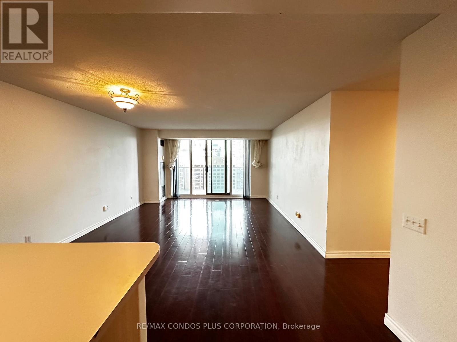 2506 - 750 Bay Street, Toronto, Ontario  M5G 1N6 - Photo 4 - C13134560