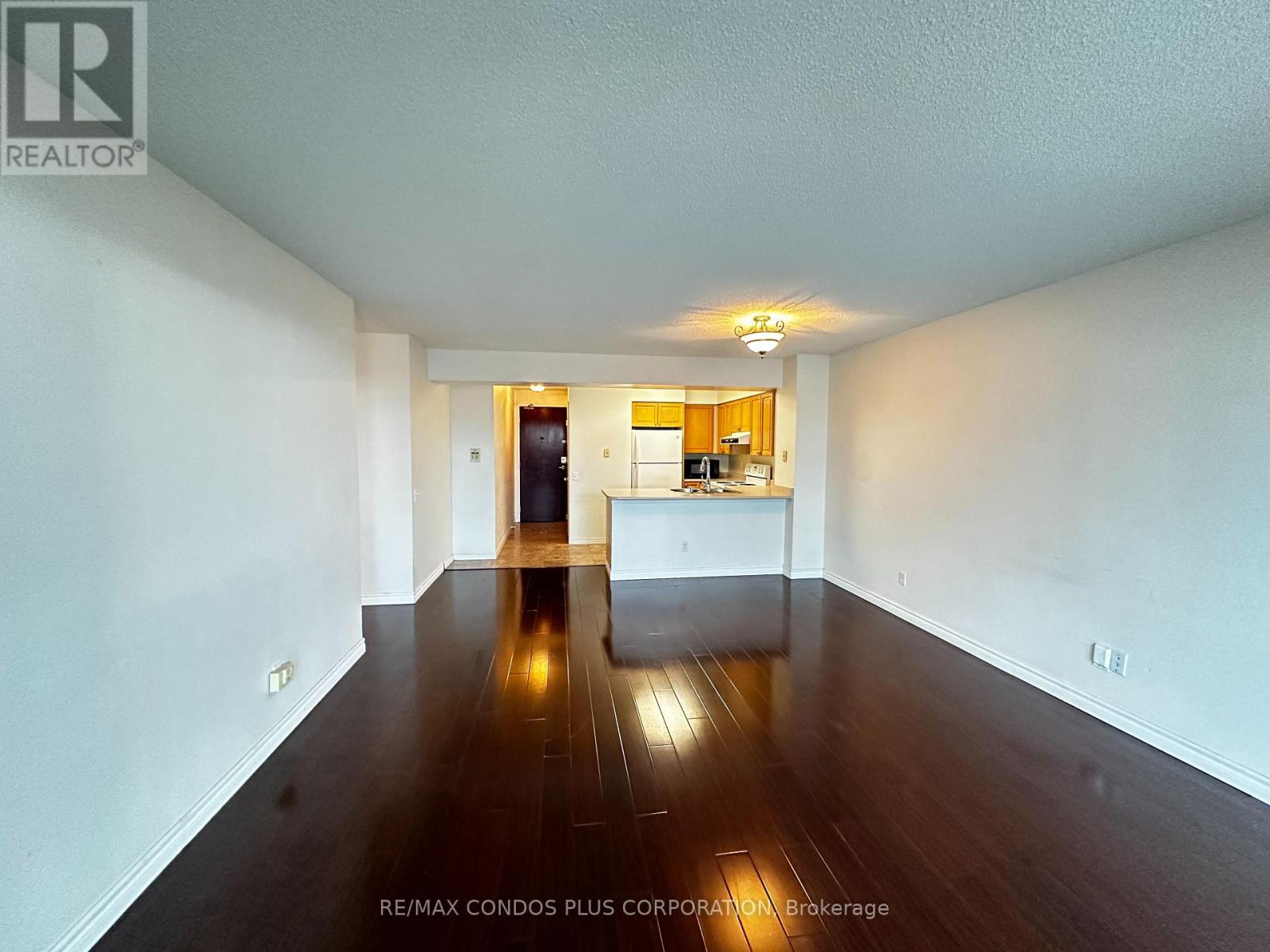 2506 - 750 Bay Street, Toronto, Ontario  M5G 1N6 - Photo 5 - C13134560