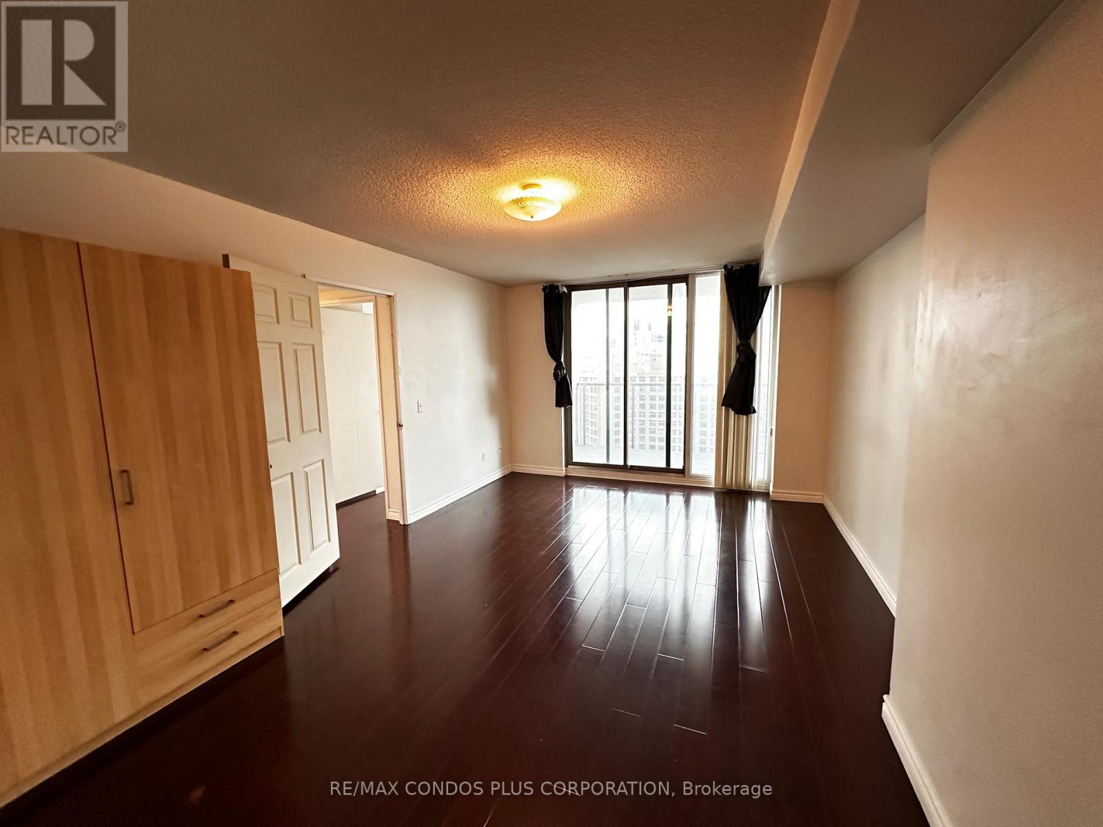 2506 - 750 Bay Street, Toronto, Ontario  M5G 1N6 - Photo 7 - C13134560