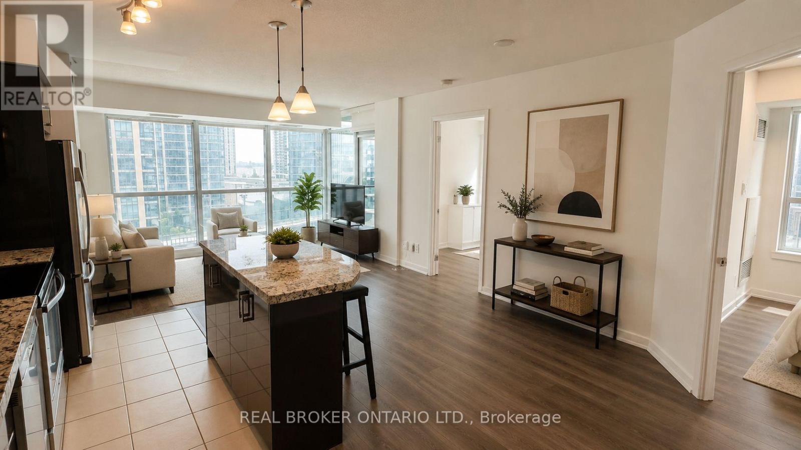1013 - 18 Yonge Street, Toronto, Ontario  M5E 1Z8 - Photo 2 - C13134582