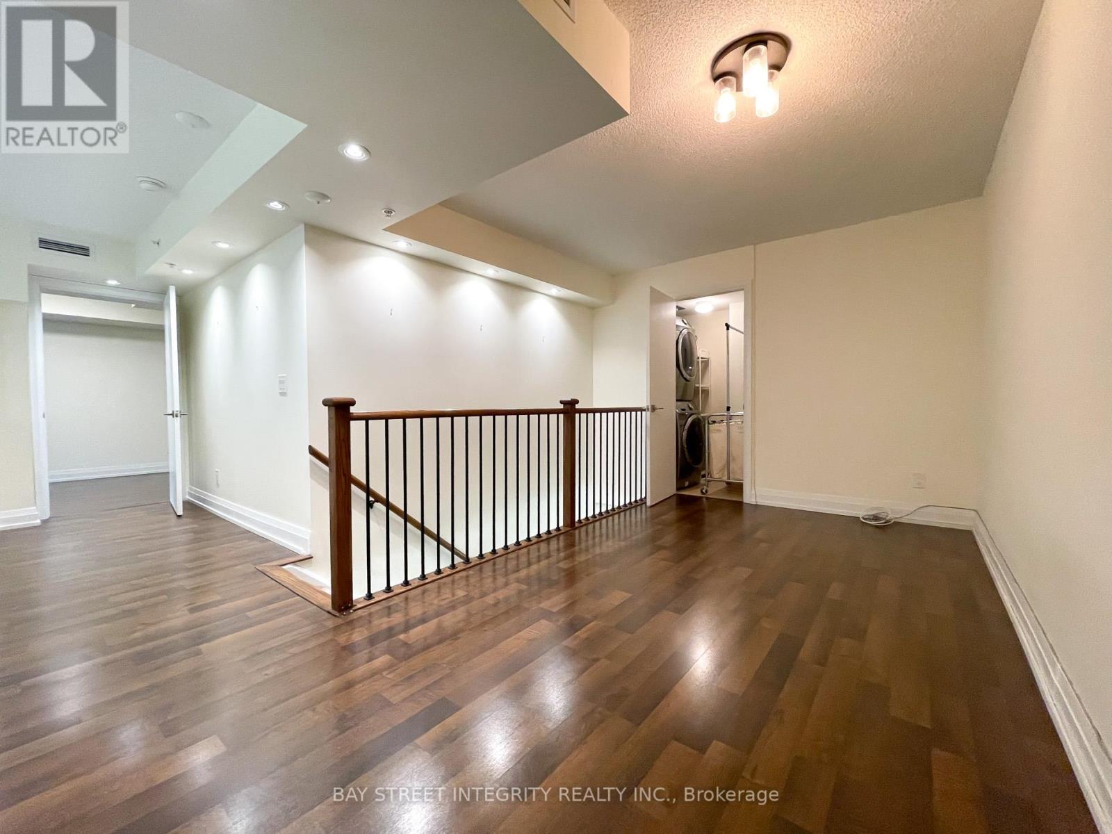 W120 - 565 Wilson Avenue, Toronto, Ontario  M3H 0C6 - Photo 13 - C13134632