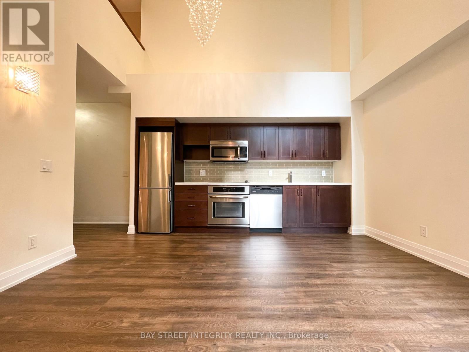 W120 - 565 Wilson Avenue, Toronto, Ontario  M3H 0C6 - Photo 8 - C13134632