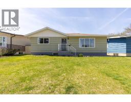 1016 30 Street S, Lethbridge, Alberta
