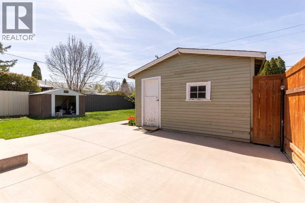 1016 30 Street S, Lethbridge, Alberta  T1K 2Y3 - Photo 30 - A2310125