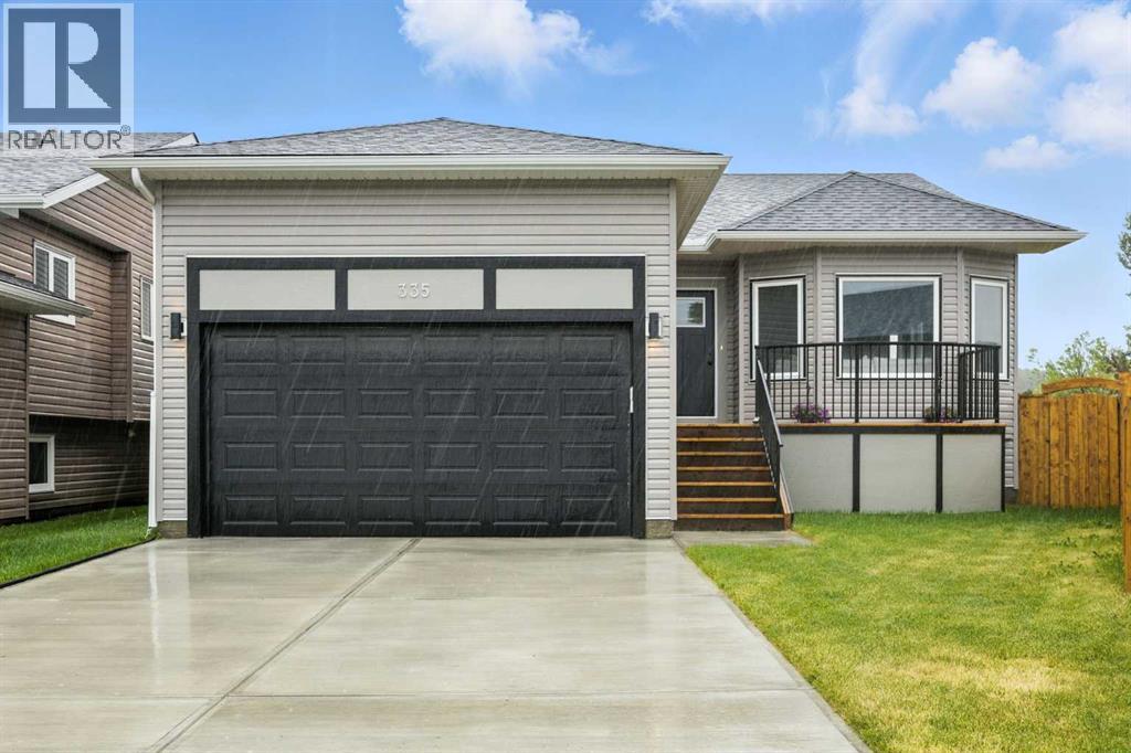 335 Sheep River Place, Okotoks, Alberta  T1S 1N7 - Photo 1 - A2291960