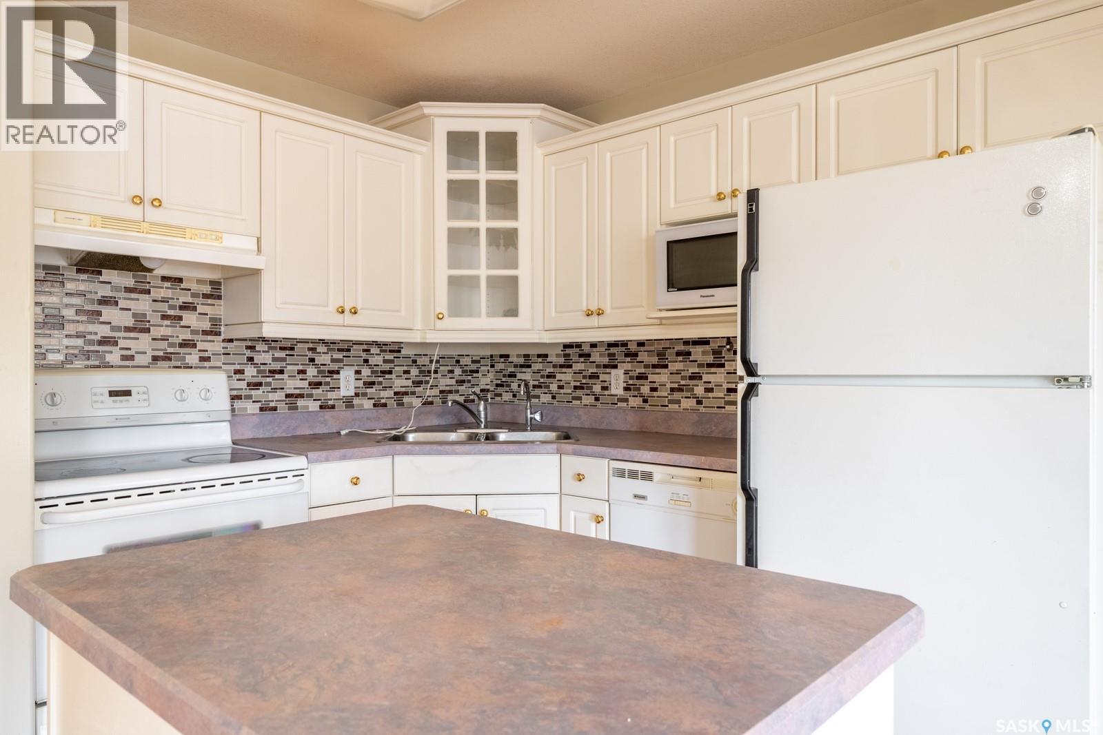 3119 Truesdale Drive E, Regina, Saskatchewan  S4V 2P6 - Photo 12 - SK036098
