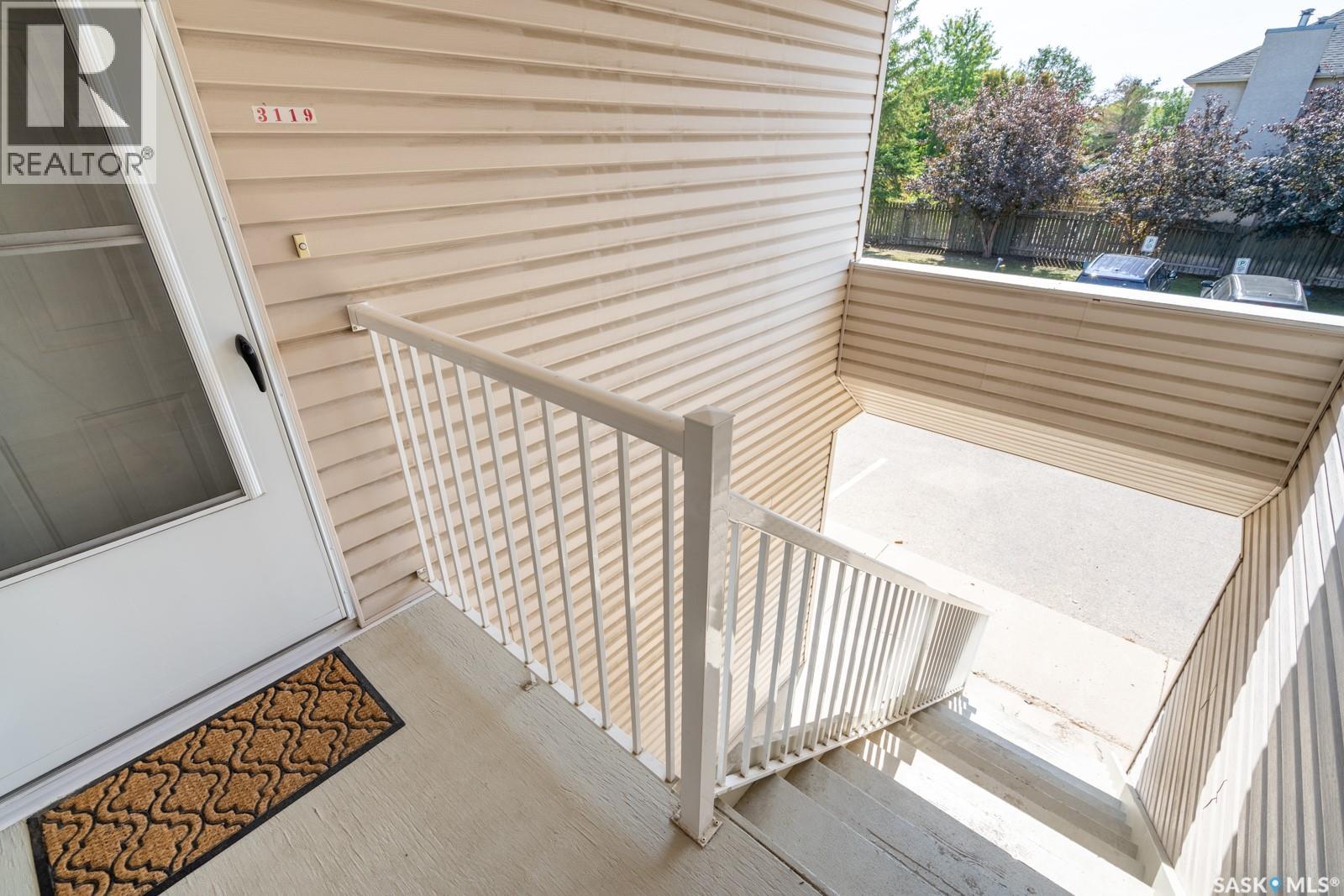 3119 Truesdale Drive E, Regina, Saskatchewan  S4V 2P6 - Photo 3 - SK036098
