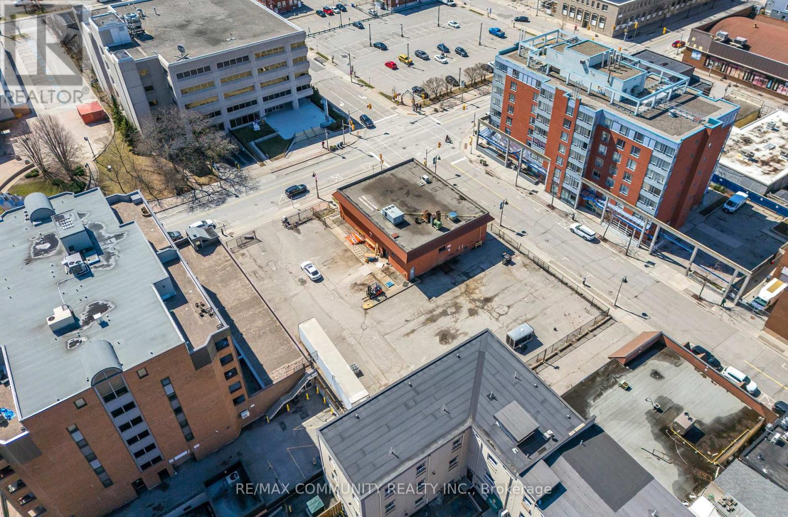 60 Athol Street E, Oshawa, Ontario  L1H 8B7 - Photo 6 - E13134592