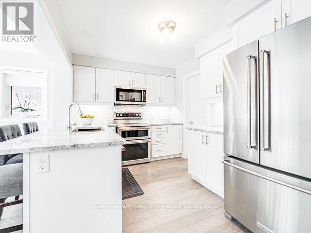75 Whitefish Street, Whitby, Ontario  L1P 0E4 - Photo 17 - E13134626