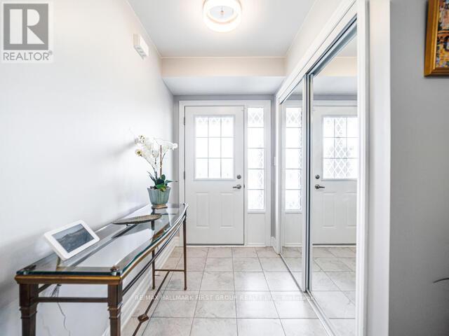 75 Whitefish Street, Whitby, Ontario  L1P 0E4 - Photo 4 - E13134626