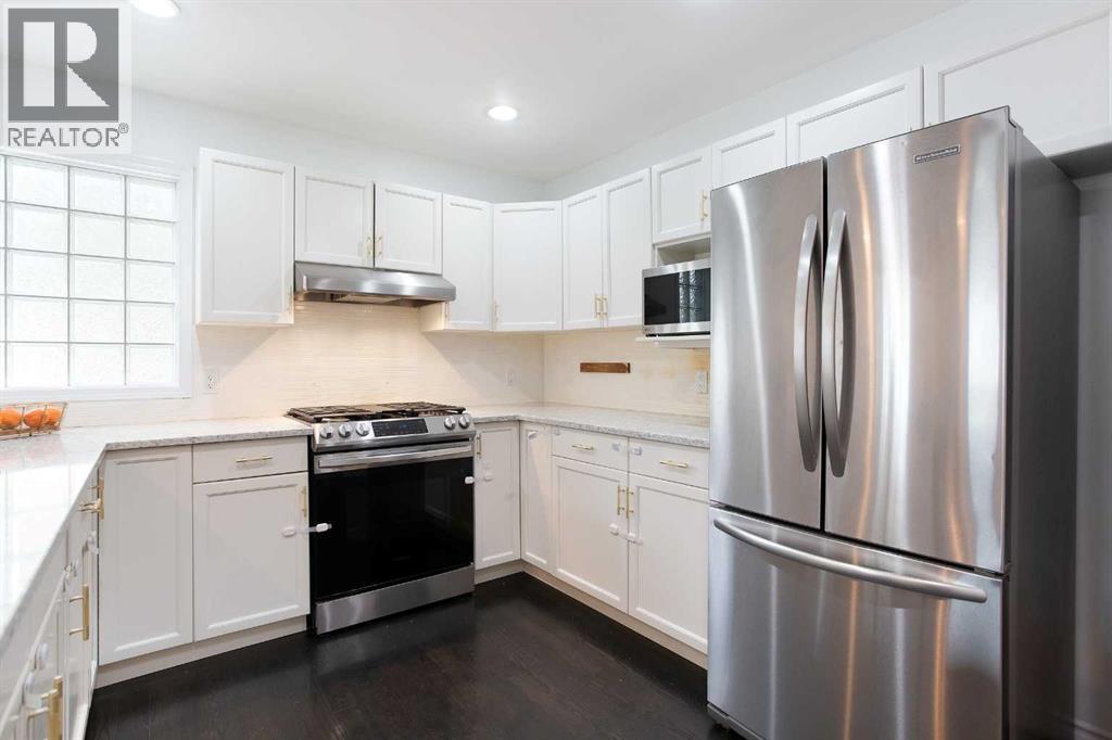 184 Inglewood Cove Se, Calgary, Alberta  T2G 5K3 - Photo 9 - A2311274