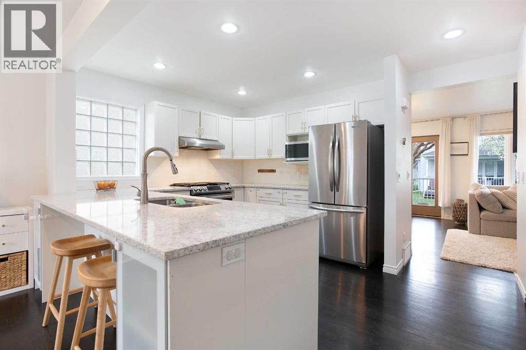 184 Inglewood Cove Se, Calgary, Alberta  T2G 5K3 - Photo 7 - A2311274
