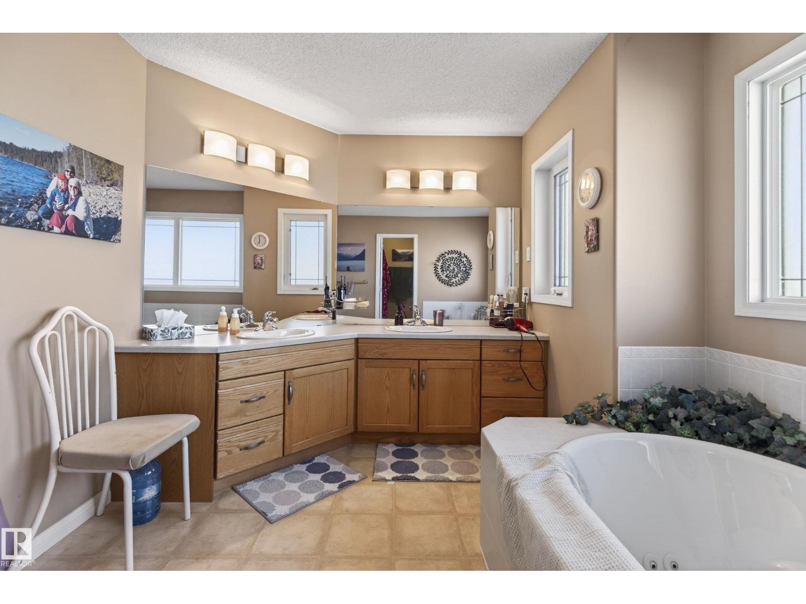 21 Pipestone Dr, Devon, Alberta  T9G 1S3 - Photo 21 - E4488014