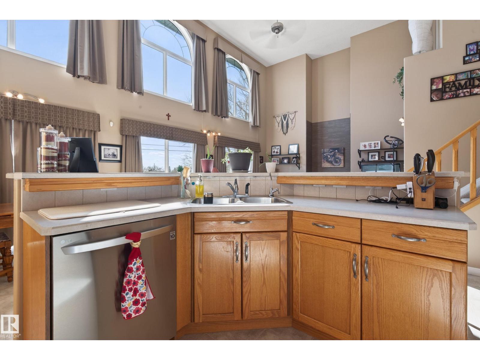 21 Pipestone Dr, Devon, Alberta  T9G 1S3 - Photo 10 - E4488014