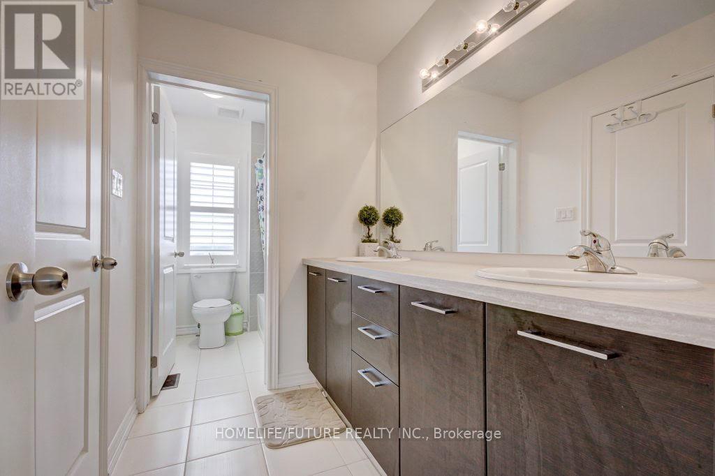 58 Ridge Gate Crescent, East Gwillimbury, Ontario  L0G 1M0 - Photo 17 - N13134522