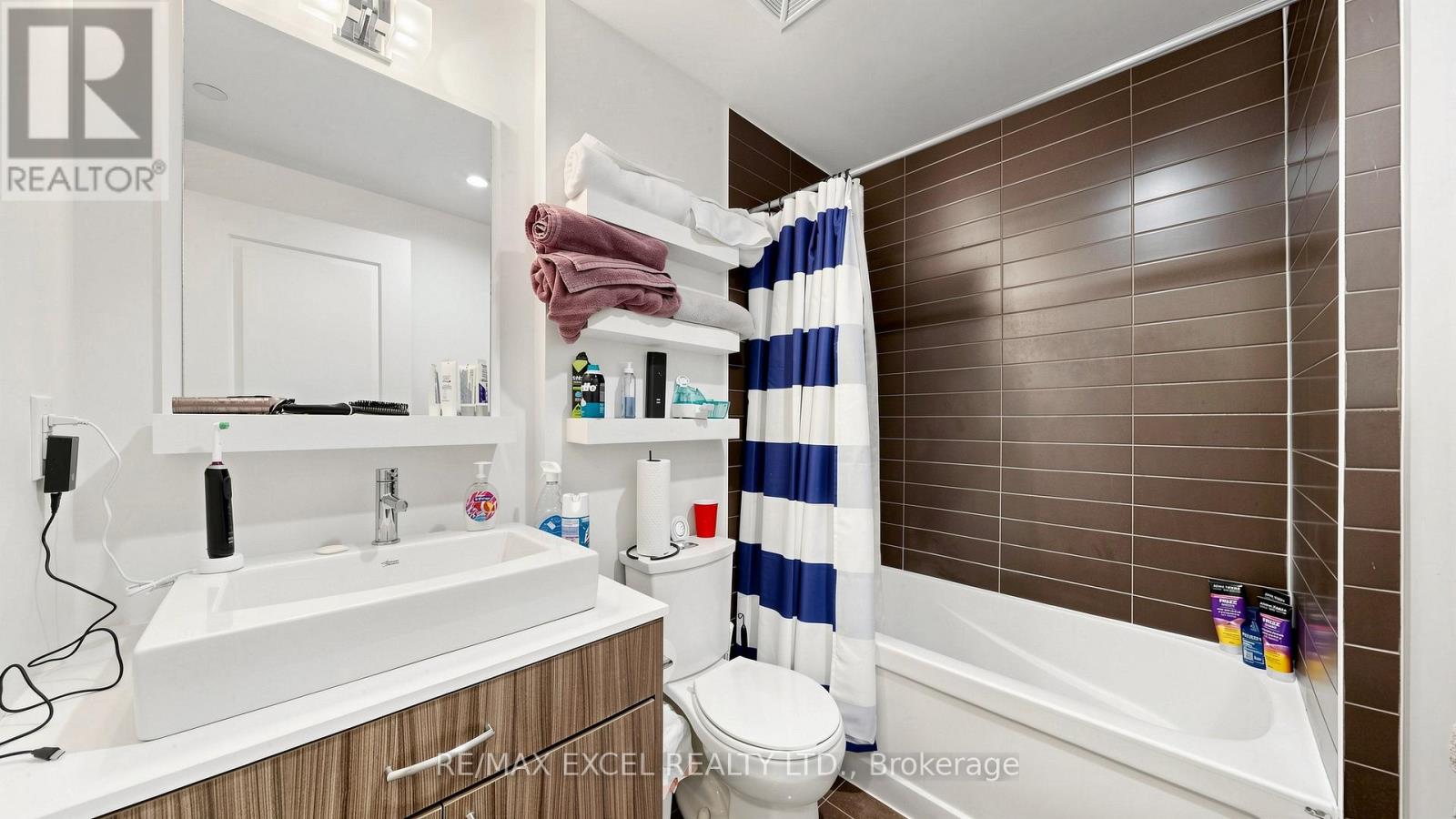 1709 - 9205 Yonge Street, Richmond Hill, Ontario  L4C 1V5 - Photo 15 - N13134584