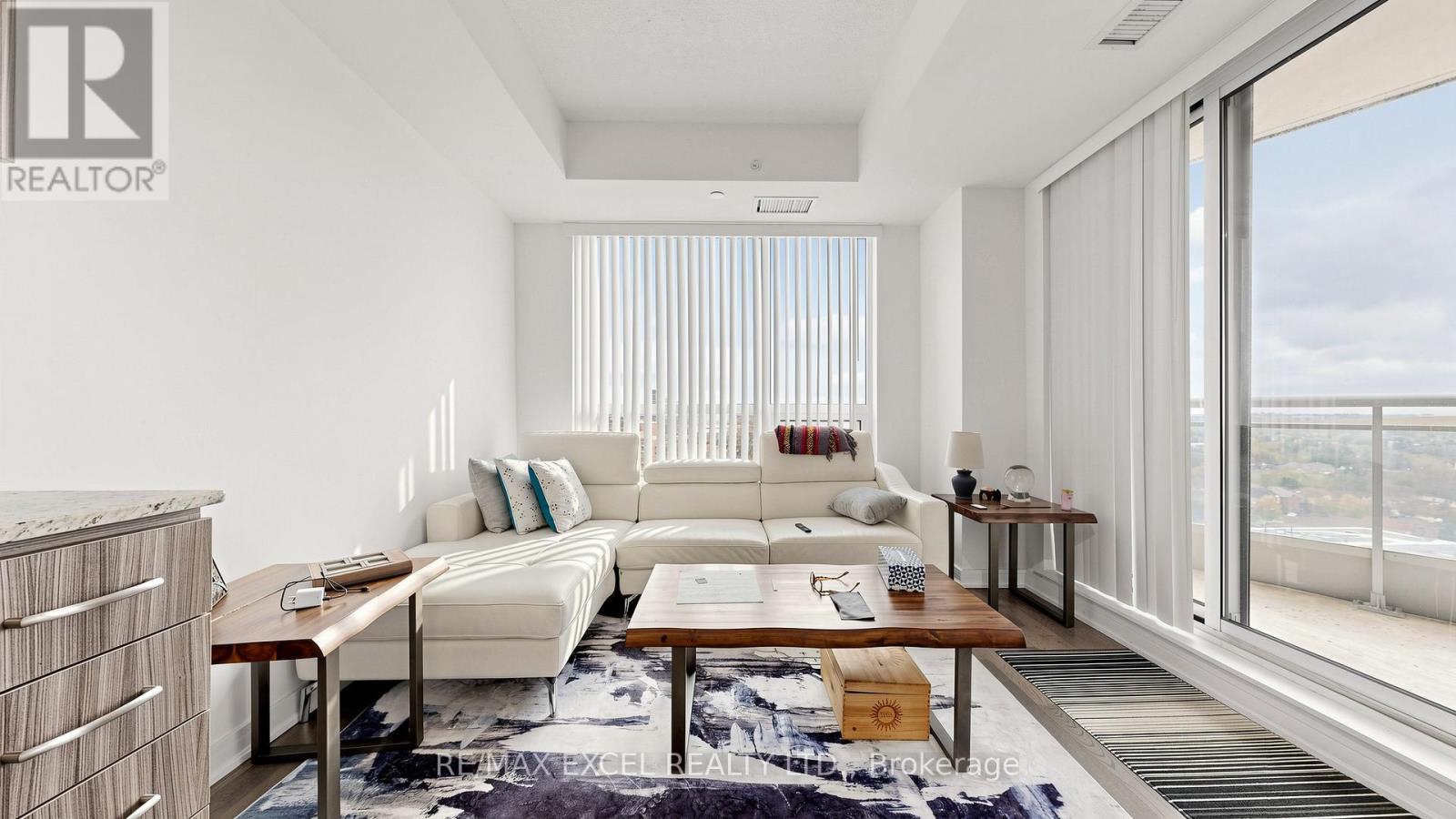1709 - 9205 Yonge Street, Richmond Hill, Ontario  L4C 1V5 - Photo 4 - N13134584