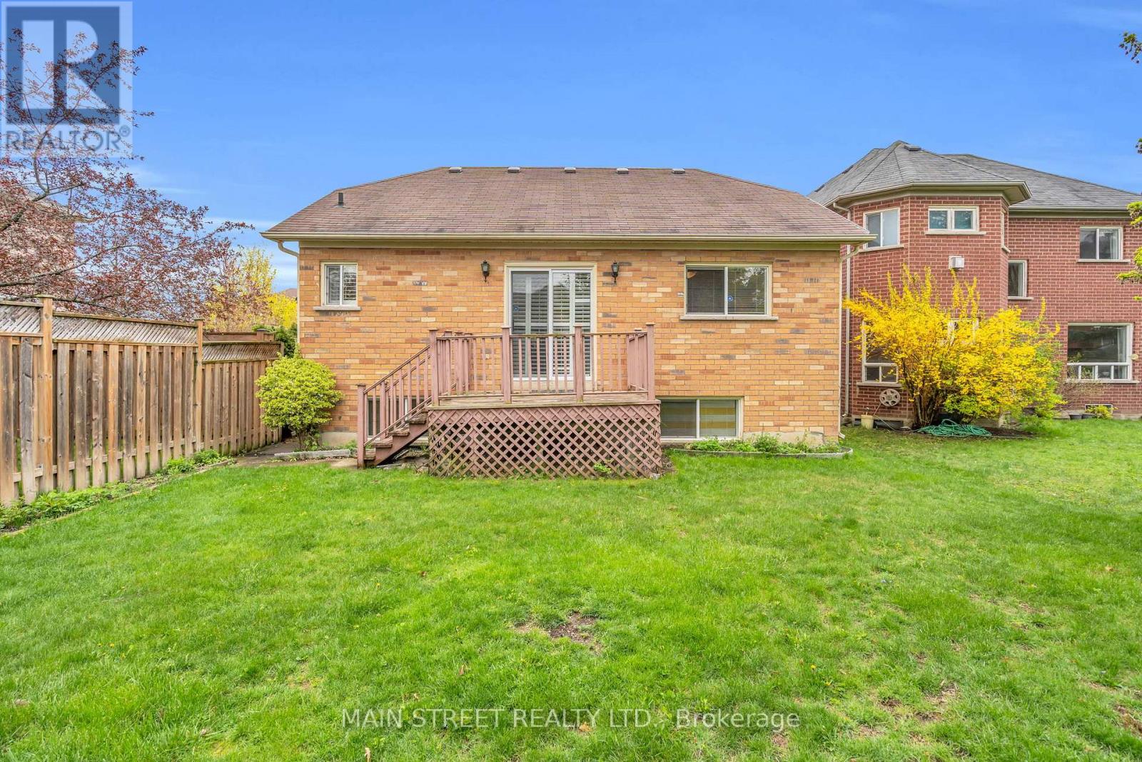 137 Clearmeadow Boulevard, Newmarket, Ontario  L3X 2E9 - Photo 23 - N13134610