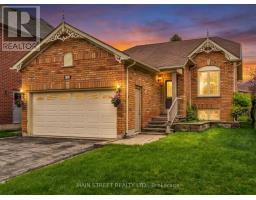 137 CLEARMEADOW BOULEVARD, Newmarket, Ontario