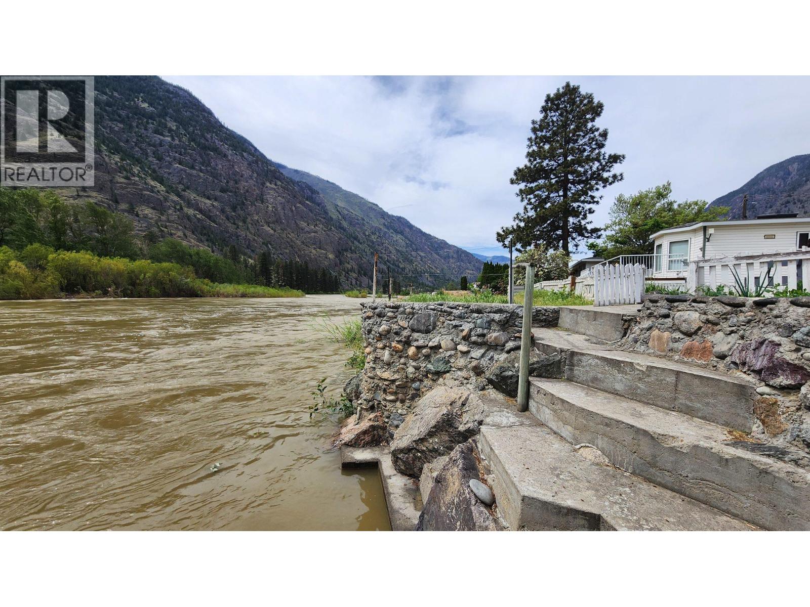 3455 Highway 3 Unit# 11, Keremeos, British Columbia  V0X 1N1 - Photo 36 - 10387083