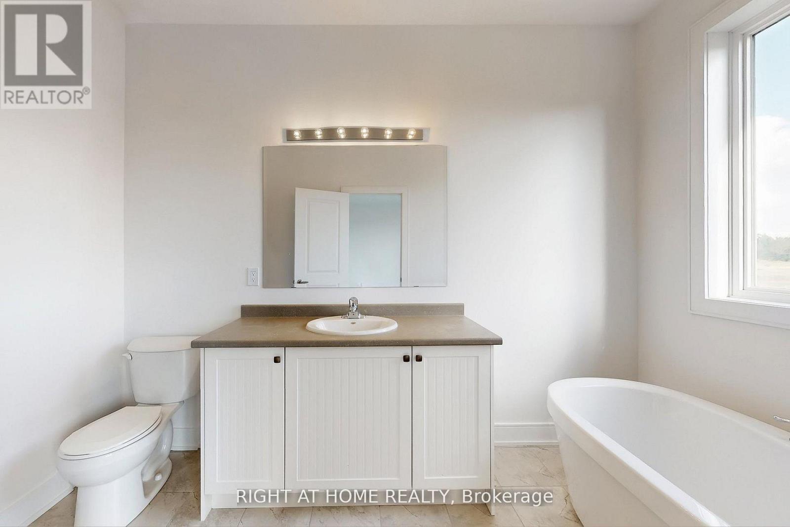 243 Duncan Street, Clearview, Ontario  L0M 1S0 - Photo 29 - S13134586