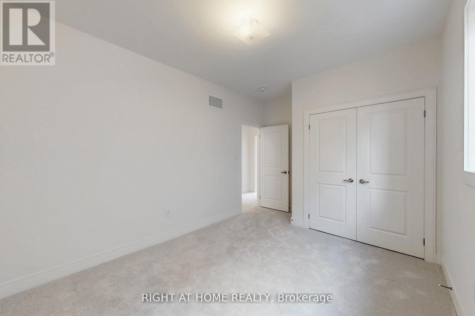 243 Duncan Street, Clearview, Ontario  L0M 1S0 - Photo 33 - S13134586