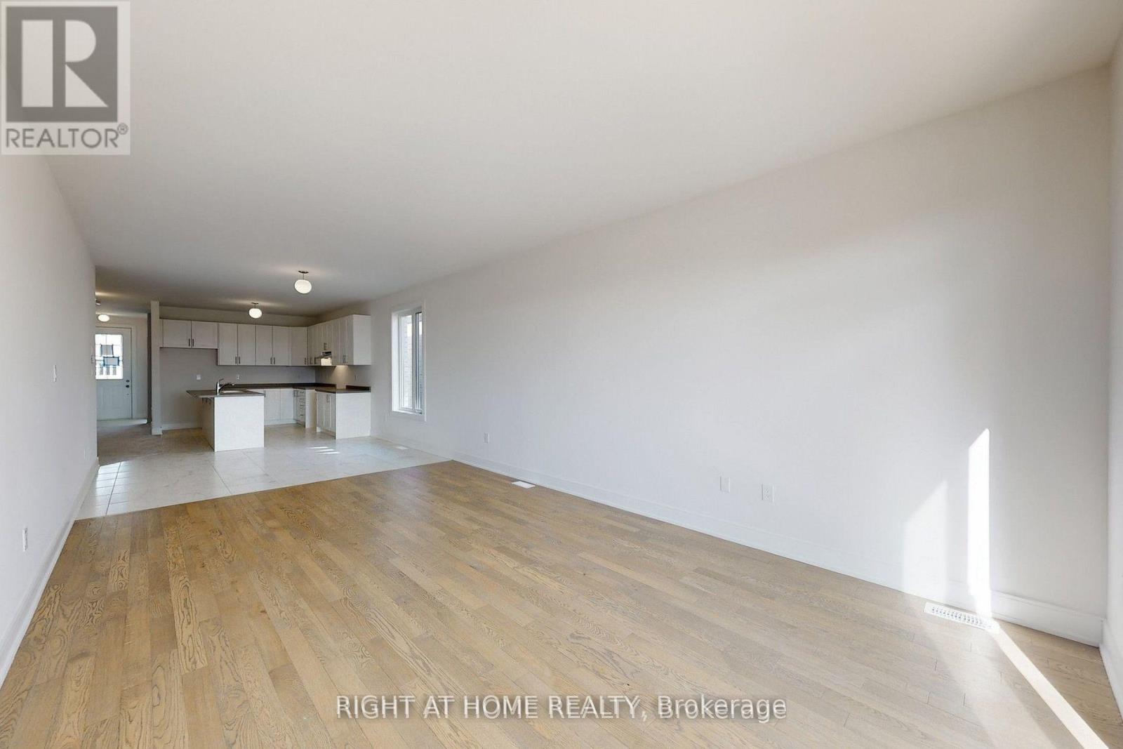 243 Duncan Street, Clearview, Ontario  L0M 1S0 - Photo 6 - S13134586