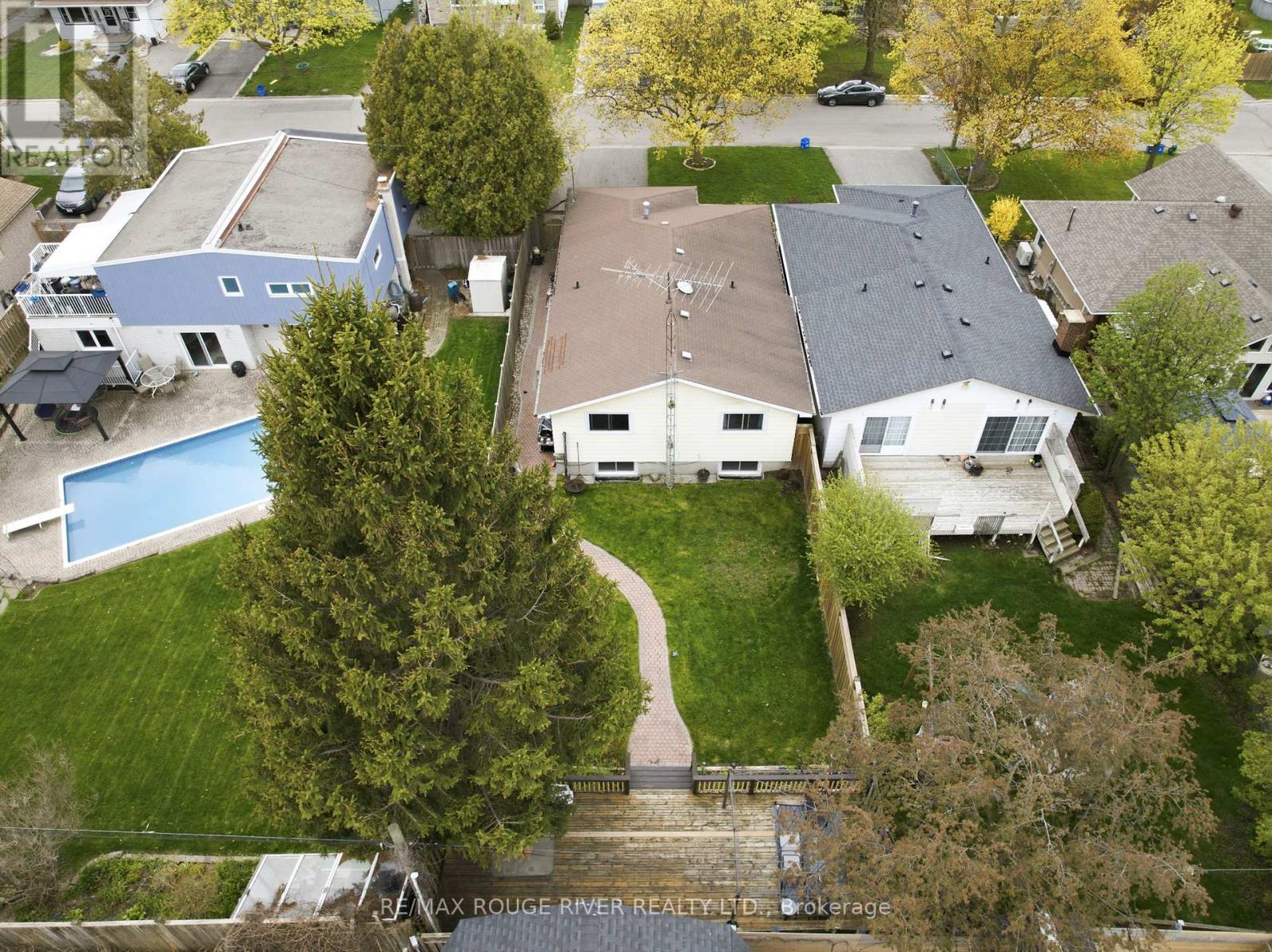 1125 Byron Street S, Whitby, Ontario  L1N 4S4 - Photo 42 - E13134942