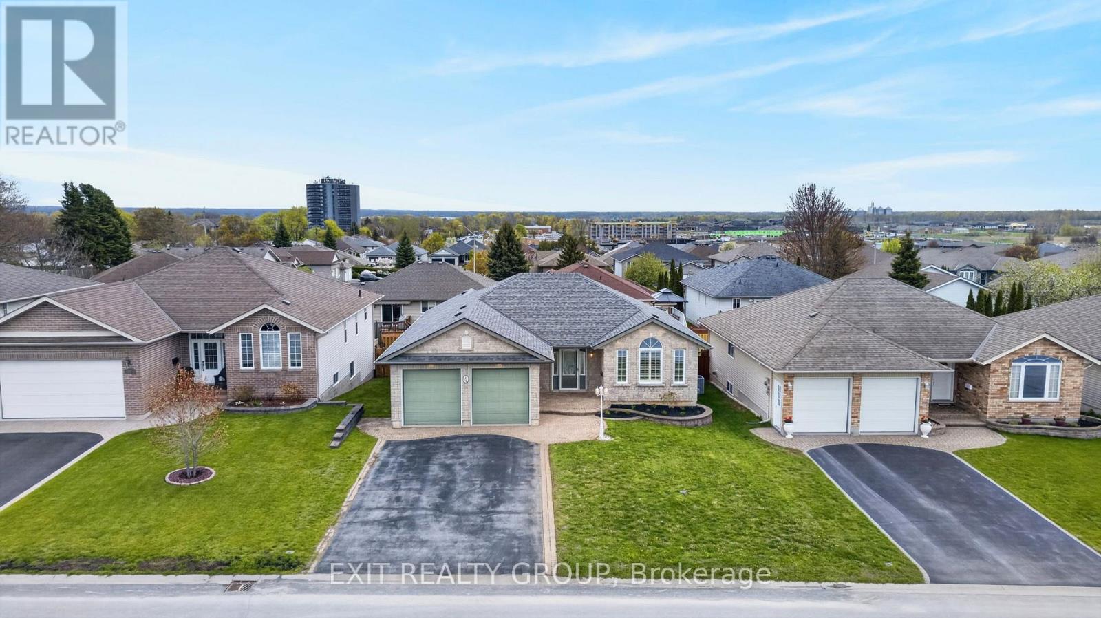 34 Belvedere Road, Quinte West, Ontario  K8V 4B1 - Photo 3 - X13134756