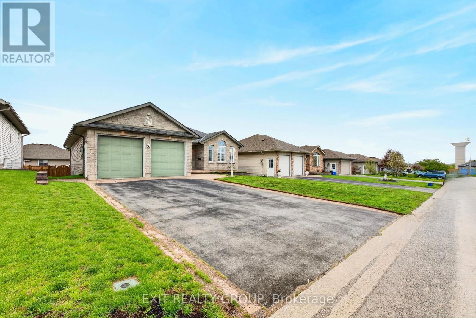 34 Belvedere Road, Quinte West, Ontario  K8V 4B1 - Photo 4 - X13134756