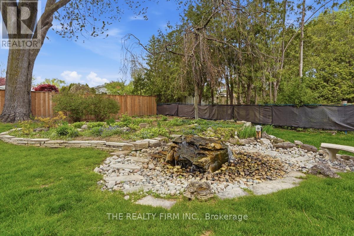 18 Mctaggart Crescent, London North, Ontario  N5X 2E3 - Photo 45 - X13134860