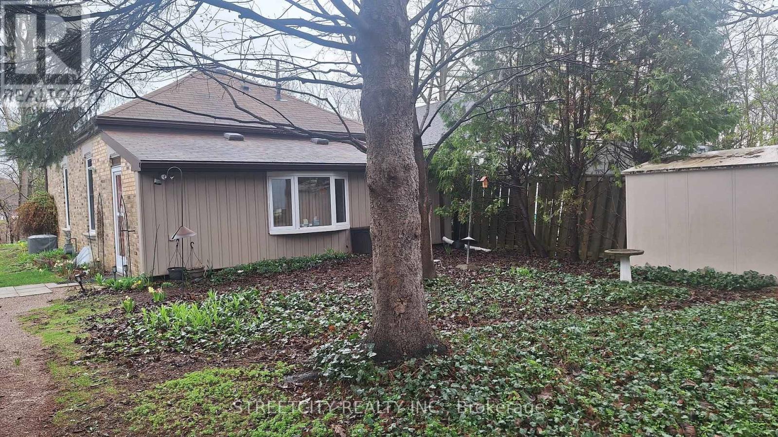 2 Shirley Street, London South, Ontario  N6J 1A1 - Photo 2 - X13134894