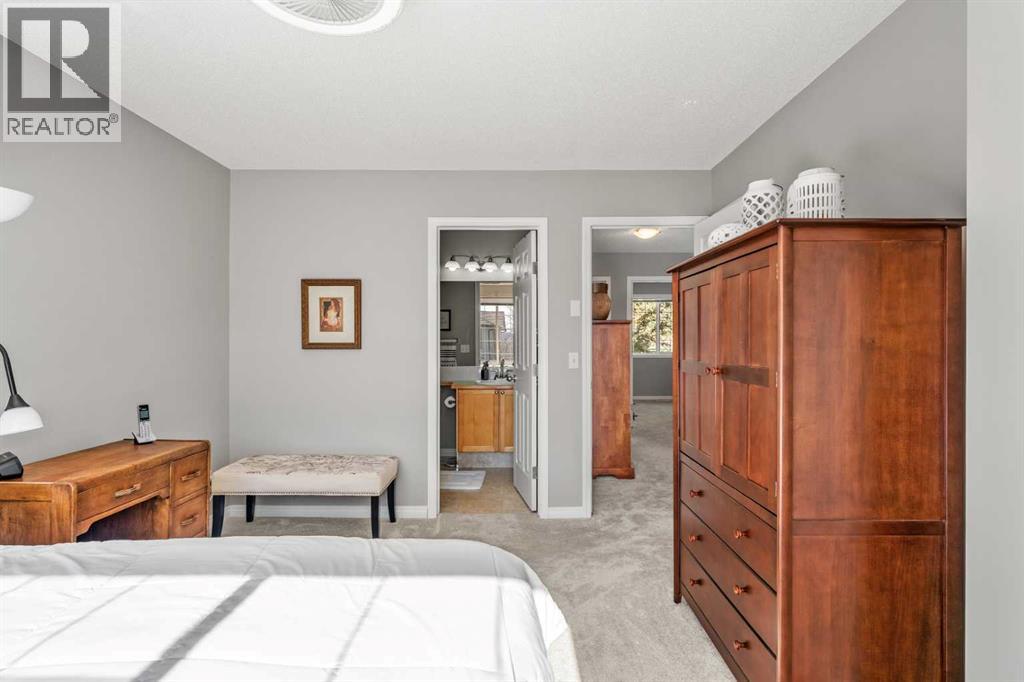 18 Hidden Creek Rise Nw, Calgary, Alberta  T3A 6L5 - Photo 18 - A2290878
