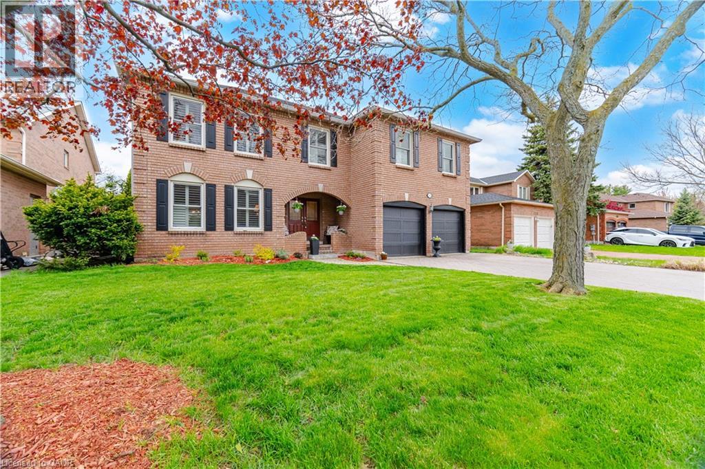1122 BERKSHIRE Court, Oakville, Ontario