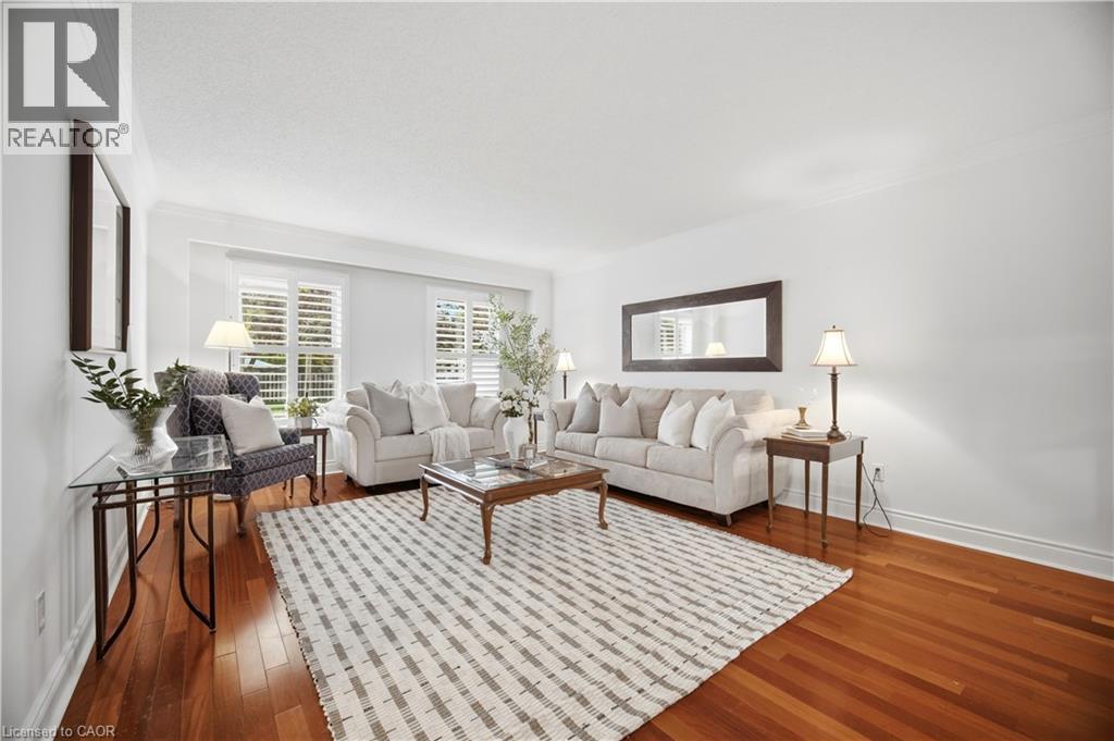 1122 Berkshire Court, Oakville, Ontario  L6M 2L6 - Photo 6 - 40830557