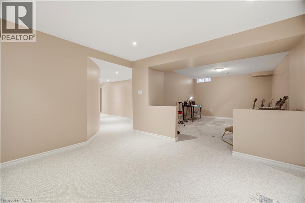 1122 Berkshire Court, Oakville, Ontario  L6M 2L6 - Photo 36 - 40830557