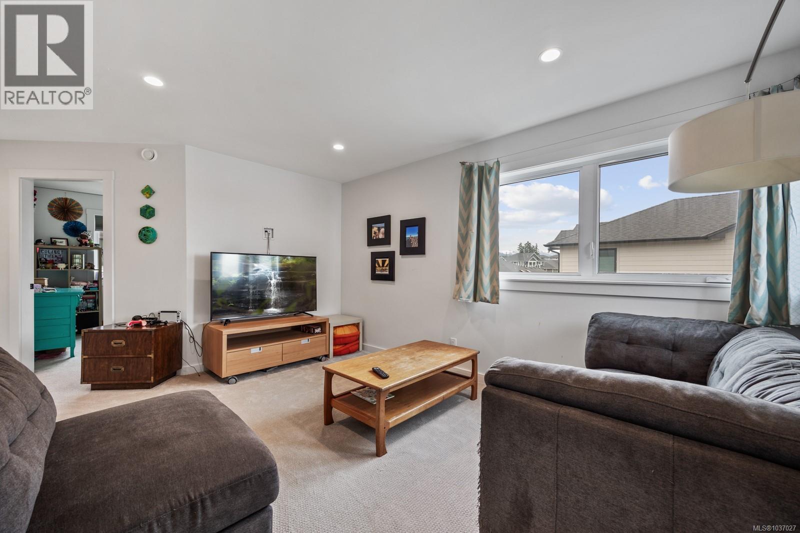 4033 Buckstone Rd, Courtenay, British Columbia  V9N 0B4 - Photo 35 - 1037027