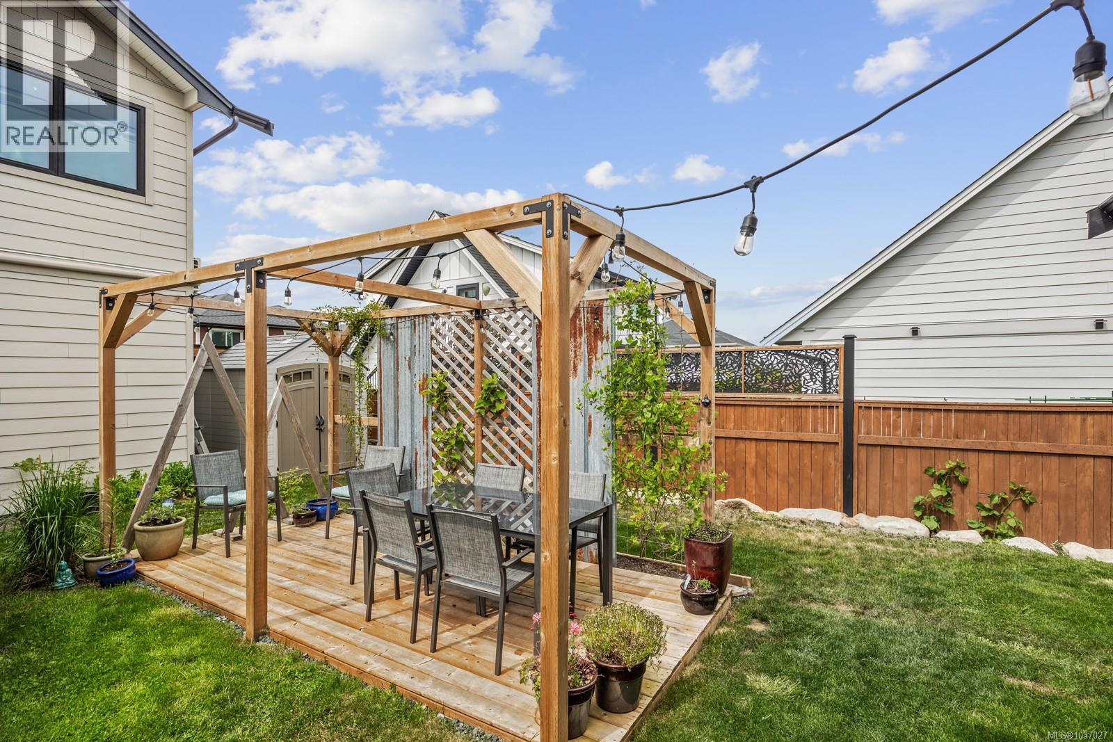 4033 Buckstone Rd, Courtenay, British Columbia  V9N 0B4 - Photo 65 - 1037027