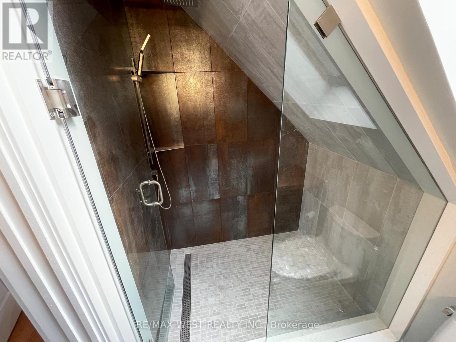 3 - 104 Cowan Avenue, Toronto, Ontario  M6K 2N4 - Photo 12 - W13134472