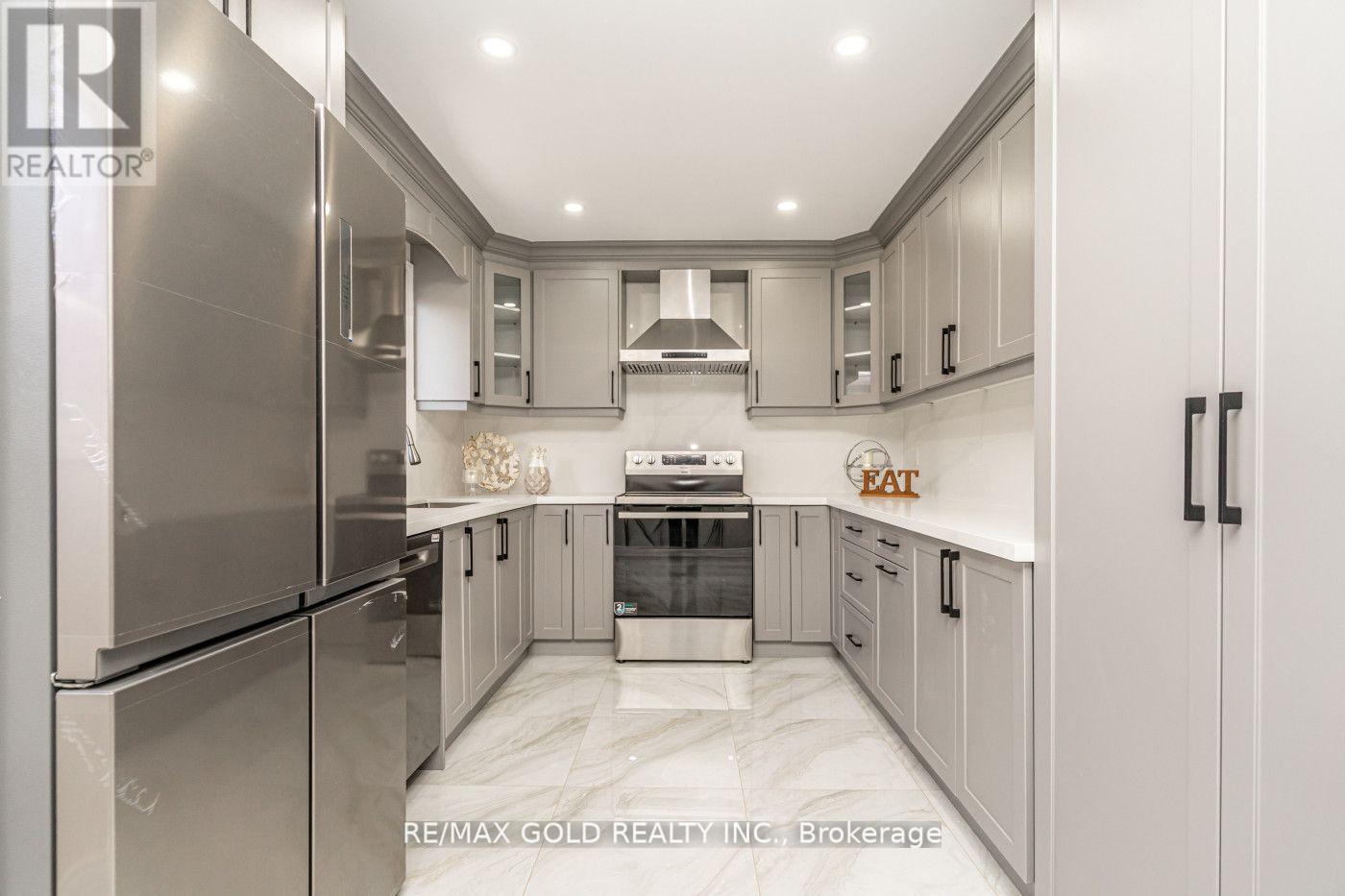 48 Malcolm Crescent, Brampton, Ontario  L6S 3C8 - Photo 14 - W13134530