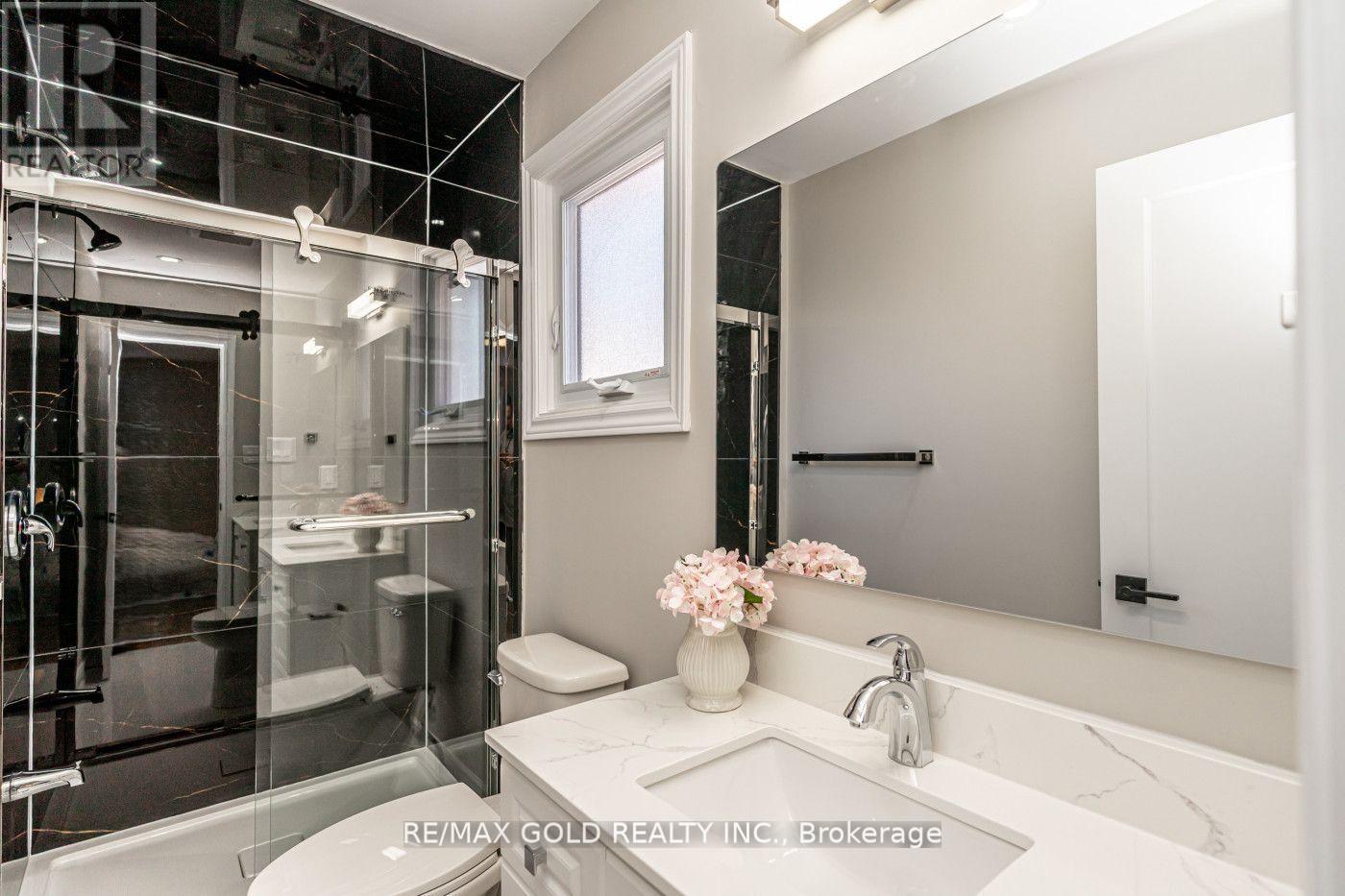 48 Malcolm Crescent, Brampton, Ontario  L6S 3C8 - Photo 26 - W13134530
